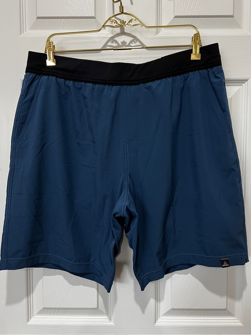 Prana Breathe Built-In Mesh Shorts Size Large Pull-On Style Turquoise Blue